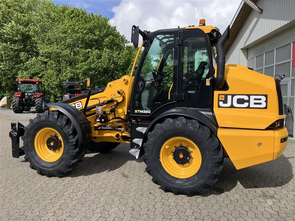 Teleskoplader of the type JCB TM 320 Agri, Gebrauchtmaschine in Spøttrup (Picture 3)