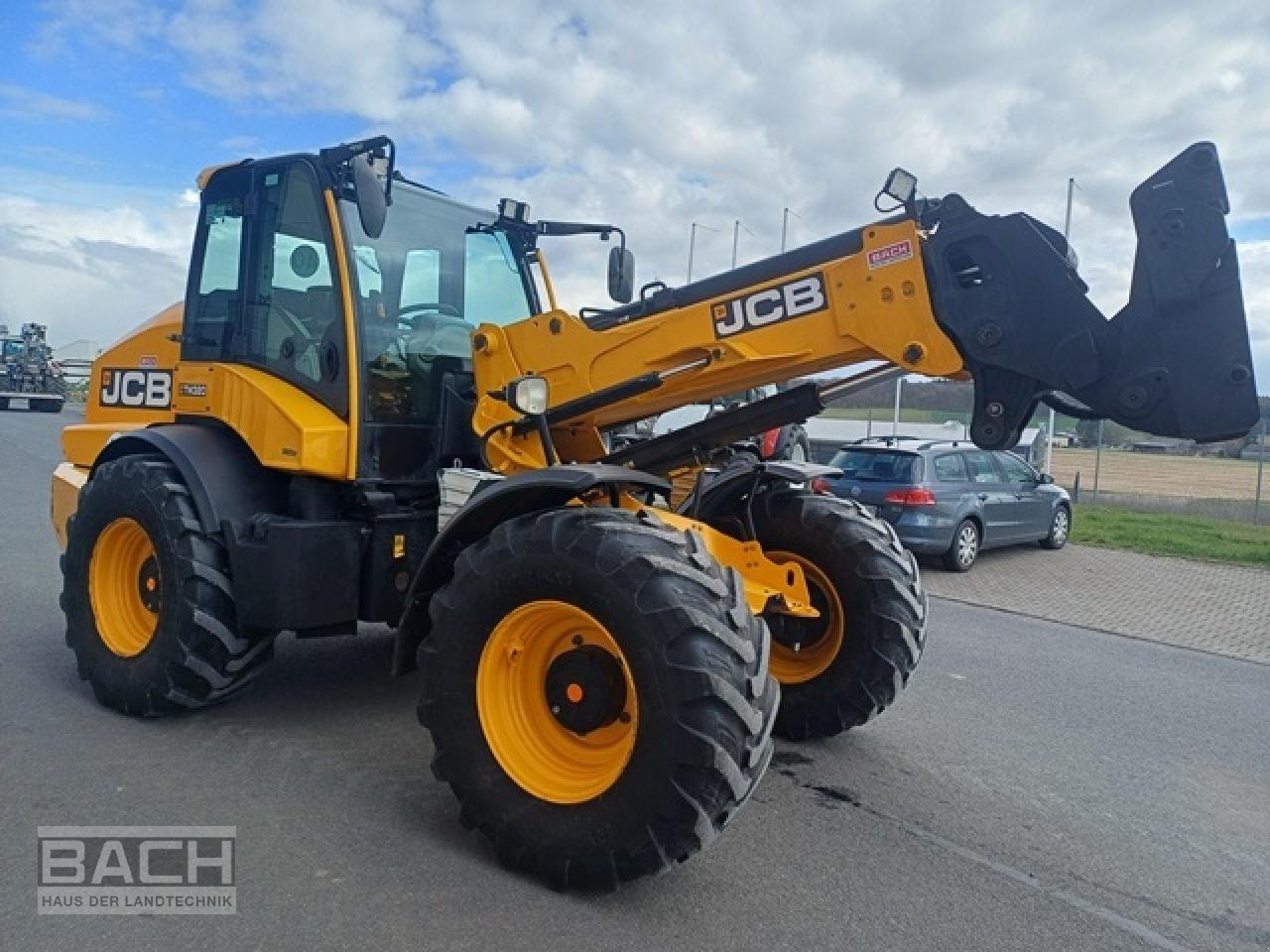 Teleskoplader del tipo JCB TM 320 AGRI, Gebrauchtmaschine In Boxberg-Seehof (Immagine 3)