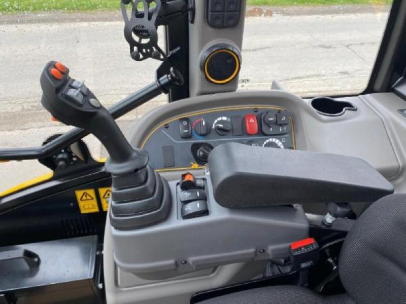 Teleskoplader of the type JCB TM 320 S, Gebrauchtmaschine in Sorée (Picture 9)