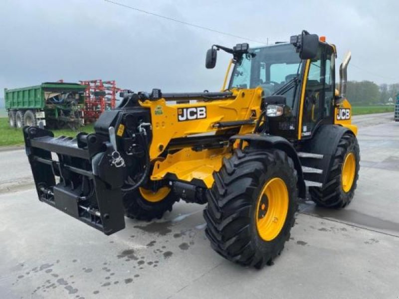 Teleskoplader of the type JCB TM 320 S, Gebrauchtmaschine in Sorée (Picture 2)