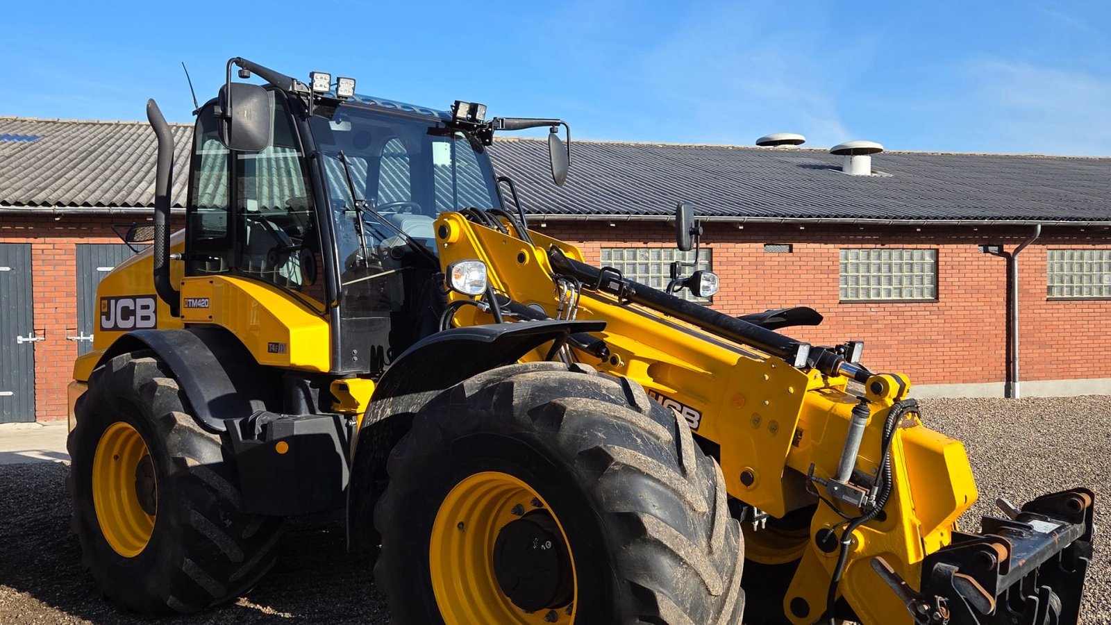 Teleskoplader Türe ait JCB TM 420 S kun kørt 3260 timer med centralsmøring, Gebrauchtmaschine içinde Bylderup-Bov (resim 1)