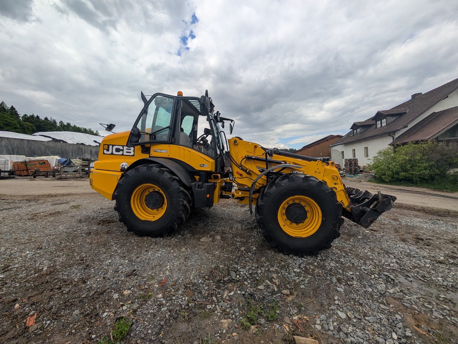 Teleskoplader typu JCB TM 420, Gebrauchtmaschine w Waldmünchen (Zdjęcie 2)