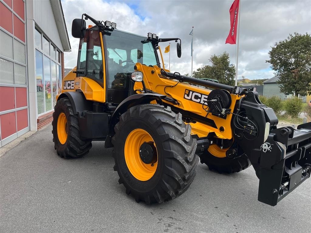 Teleskoplader του τύπου JCB TM320 S Agri, Gebrauchtmaschine σε Hobro (Φωτογραφία 1)