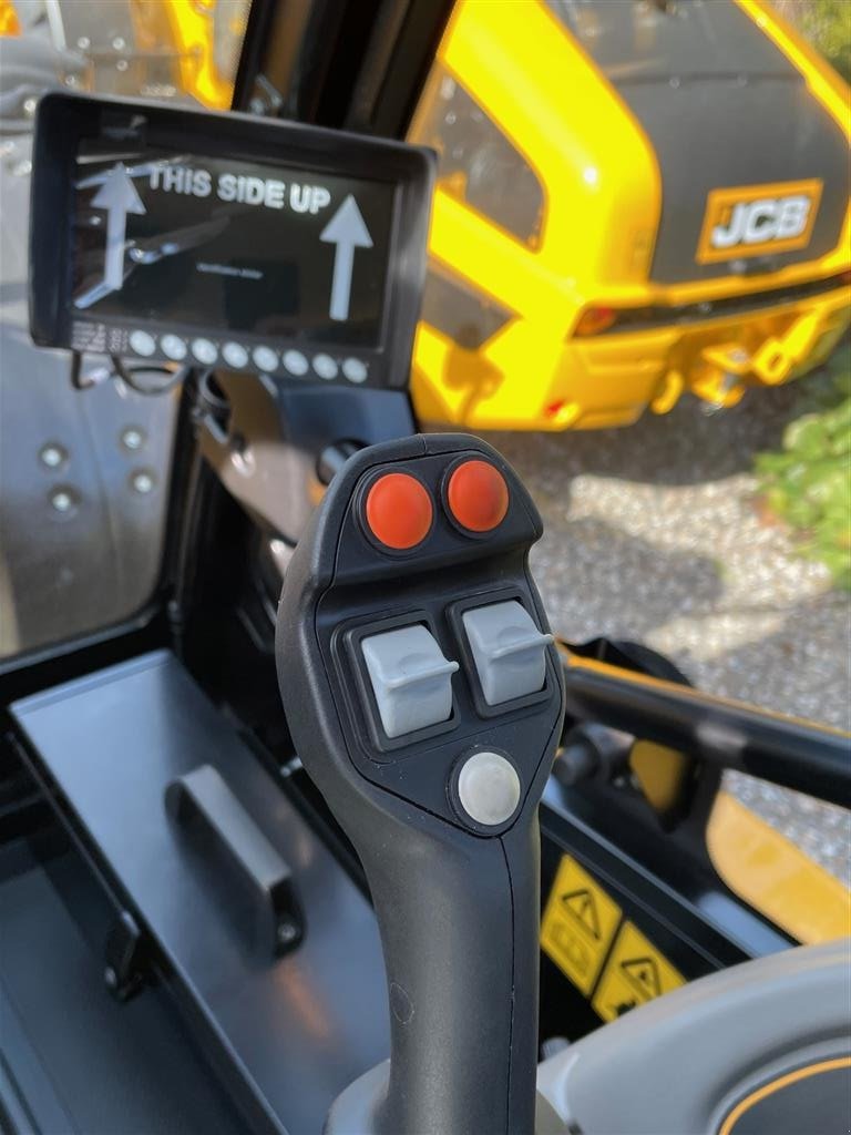 Teleskoplader of the type JCB TM320 S Agri, Gebrauchtmaschine in Nibe (Picture 6)