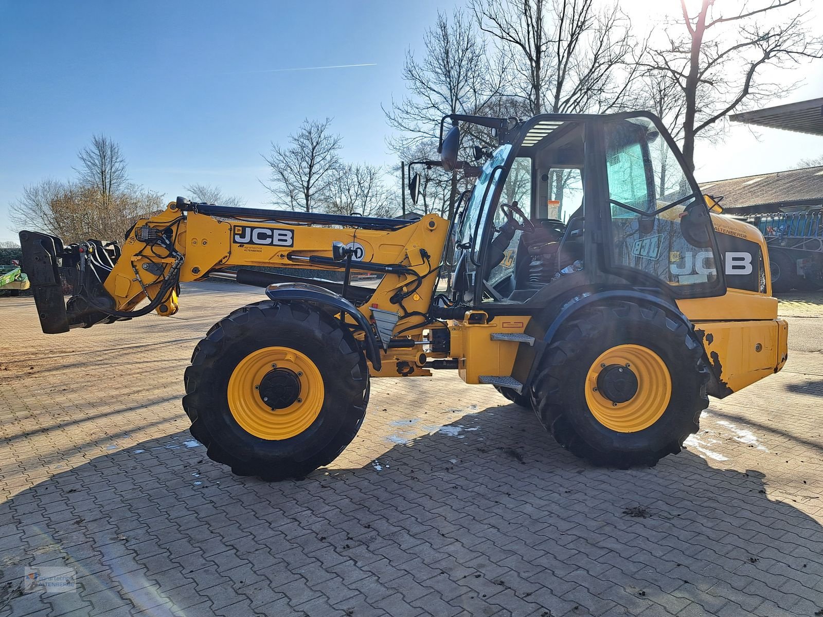 Teleskoplader del tipo JCB TM320 S, Gebrauchtmaschine en Altenberge (Imagen 2)
