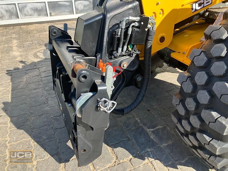 Teleskoplader typu JCB TM420 Agri, Gebrauchtmaschine v Frechen (Obrázek 10)