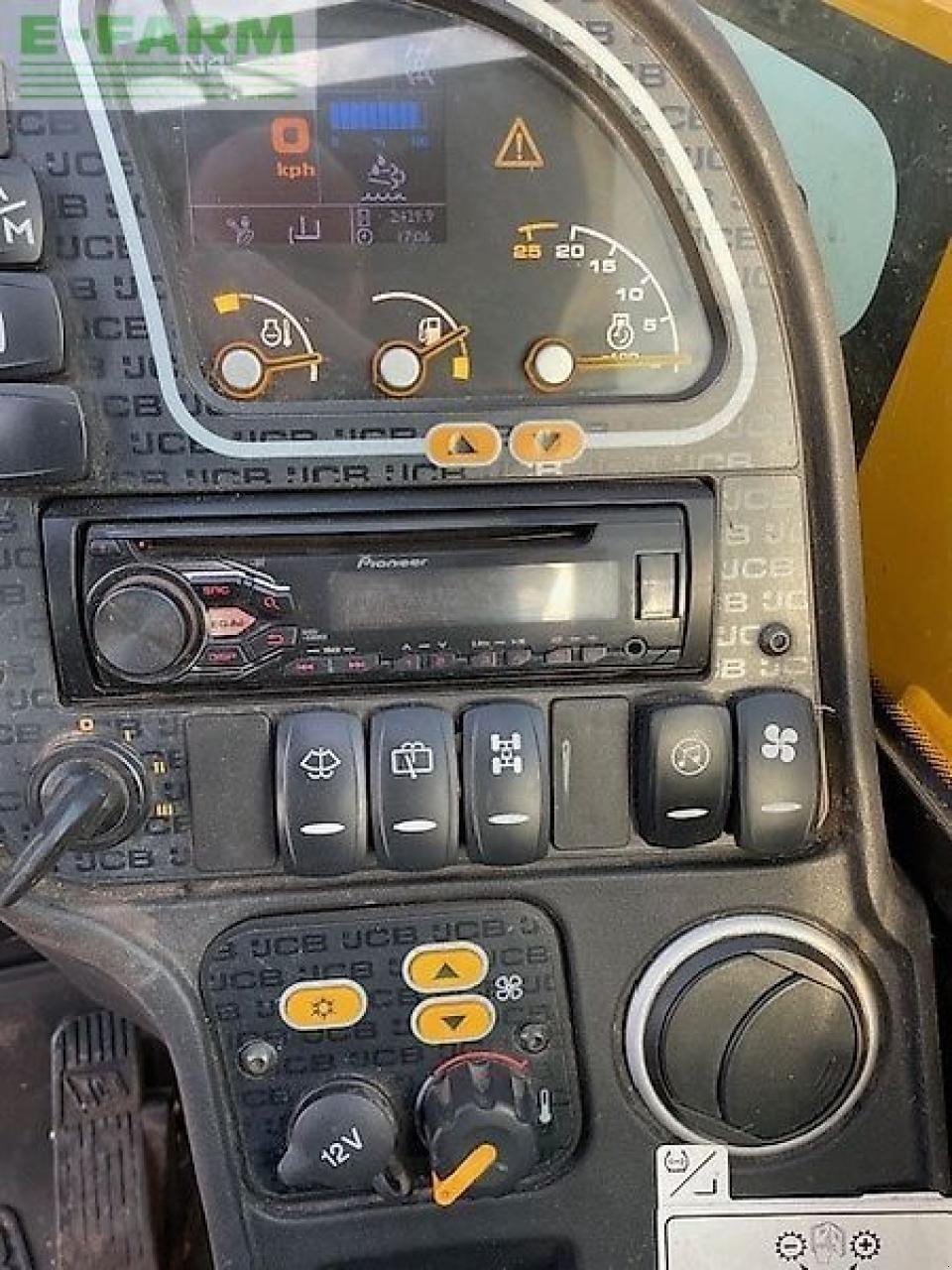 Teleskoplader typu JCB verreiker 531-70 agrisuper, Gebrauchtmaschine v gg VEGHEL (Obrázek 17)