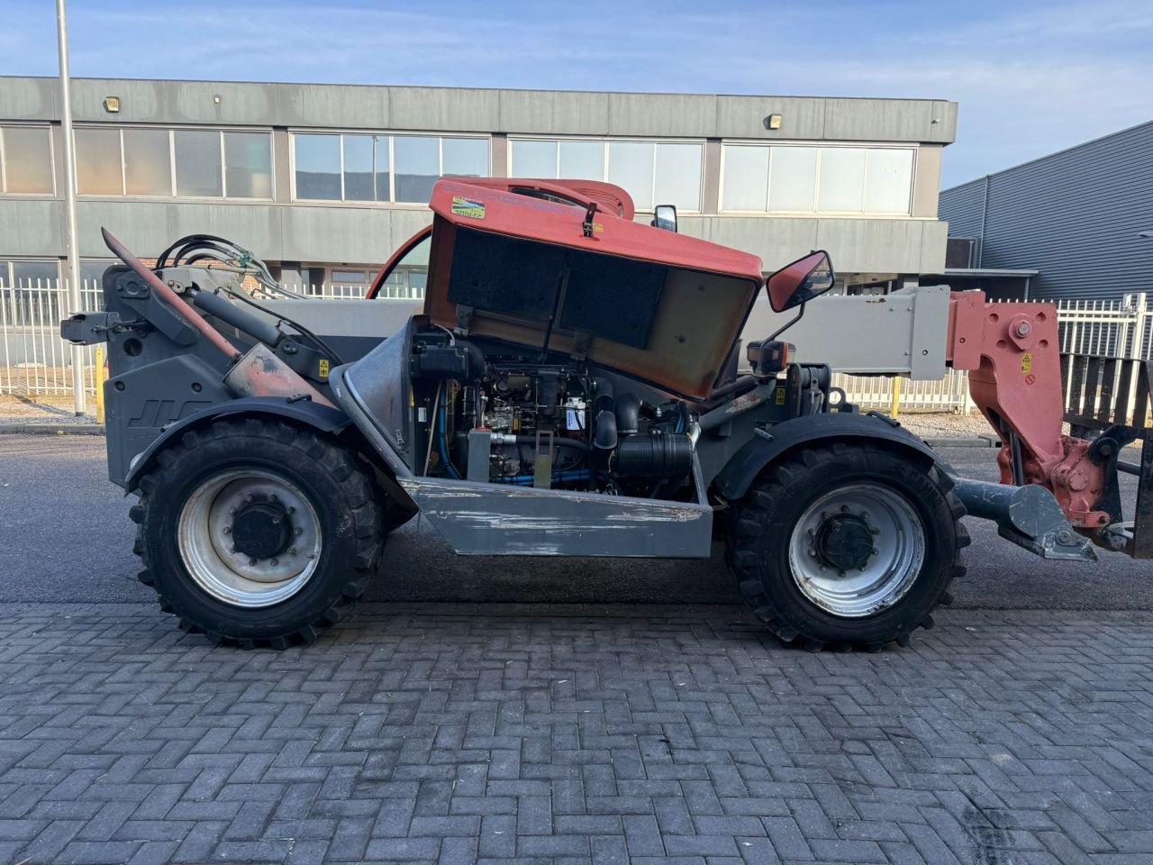 Teleskoplader del tipo JLG 3512, Gebrauchtmaschine In Vianen (Immagine 9)