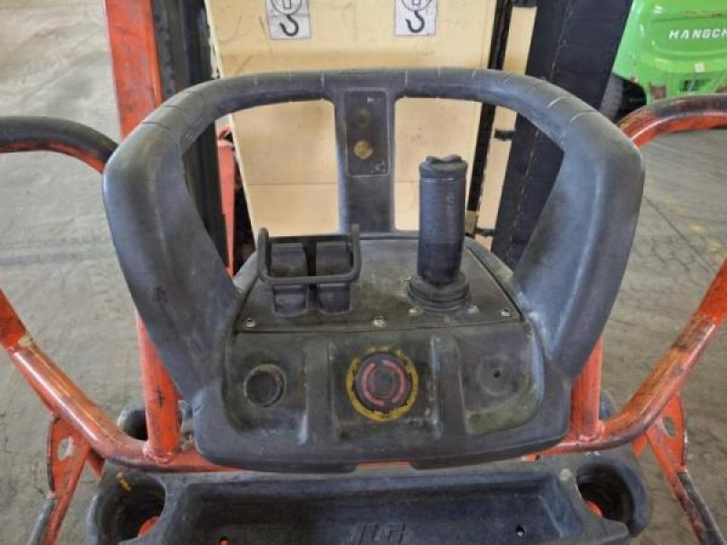 Teleskoplader of the type JLG Toucan 8E, Gebrauchtmaschine in senlis (Picture 4)