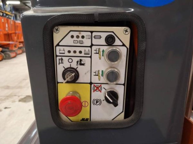 Teleskoplader от тип JLG Toucan Duo, Gebrauchtmaschine в senlis (Снимка 6)