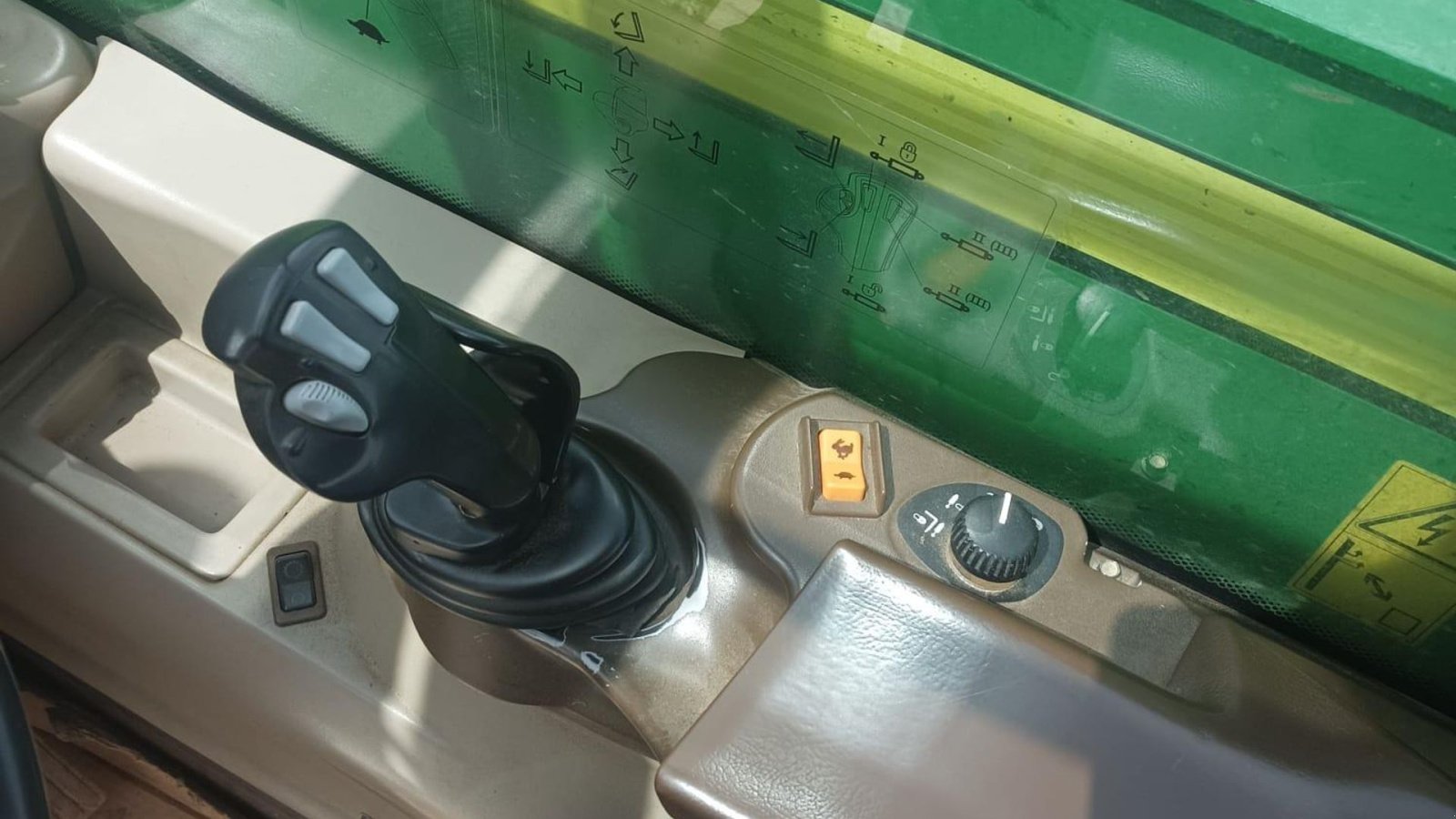 Teleskoplader typu John Deere 3415 . Giv et bud!, Gebrauchtmaschine v Kolding (Obrázek 5)