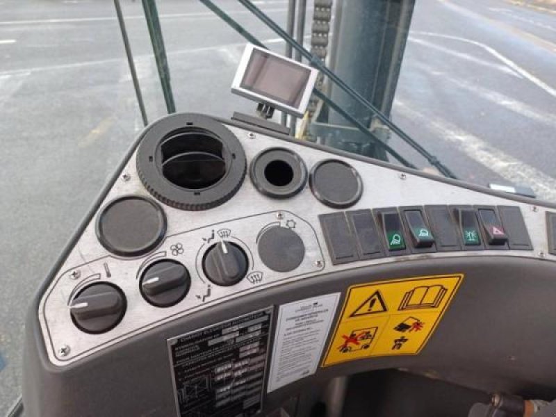 Teleskoplader typu Kalmar ECF70-6, Gebrauchtmaschine v senlis (Obrázek 11)