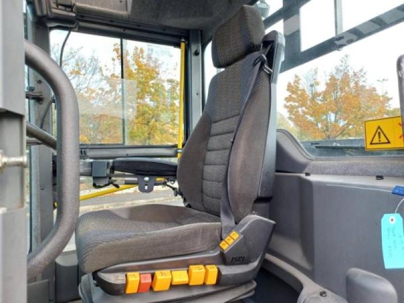 Teleskoplader typu Kalmar ECF70-6, Gebrauchtmaschine v senlis (Obrázek 8)