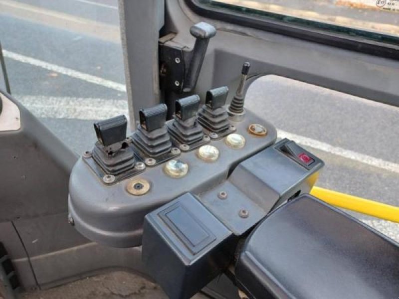 Teleskoplader typu Kalmar ECF70-6, Gebrauchtmaschine v senlis (Obrázek 10)