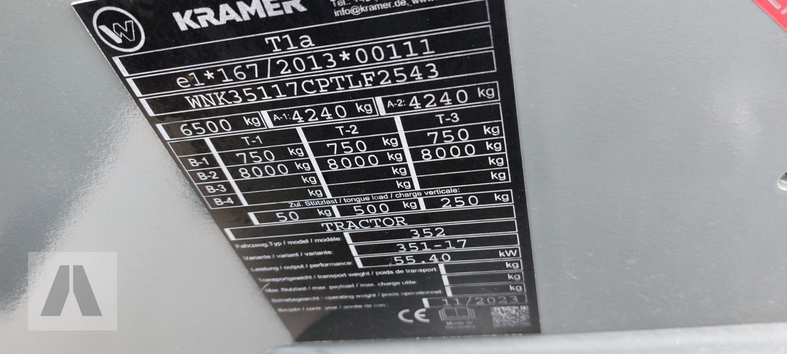 Teleskoplader of the type Kramer KL 30.8T, Neumaschine in Brunnen (Picture 7)