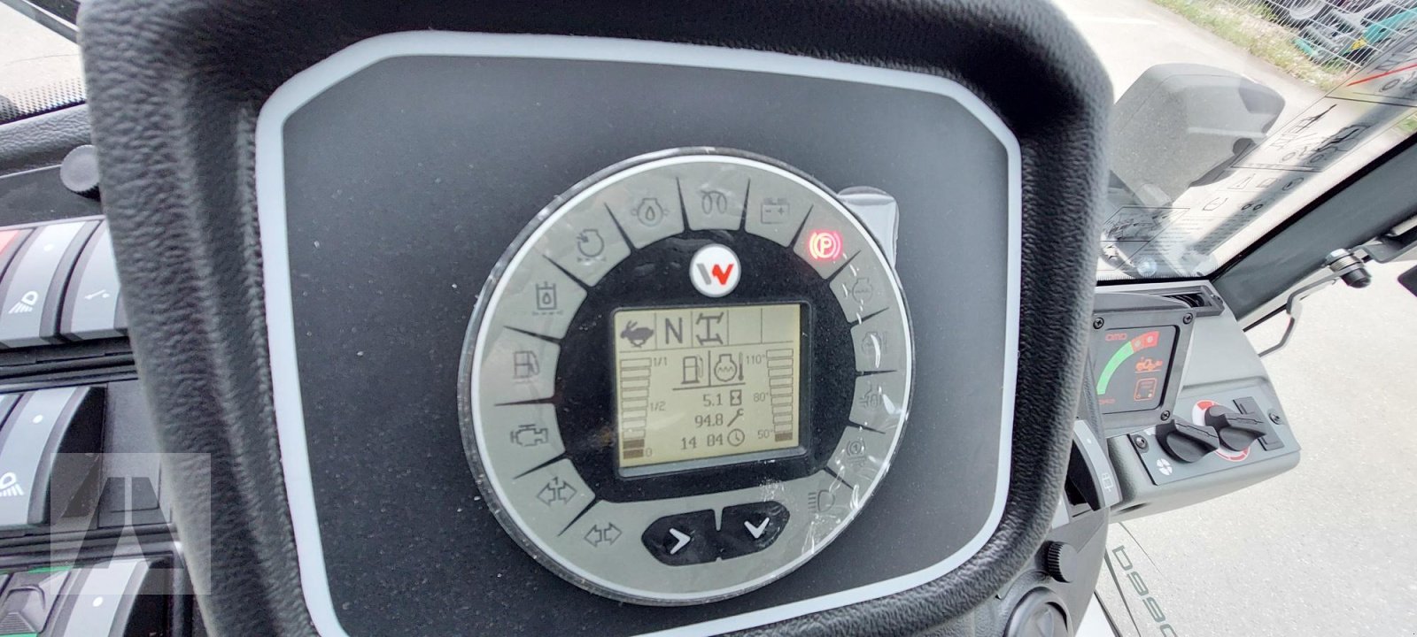 Teleskoplader of the type Kramer KL 30.8T, Neumaschine in Brunnen (Picture 12)