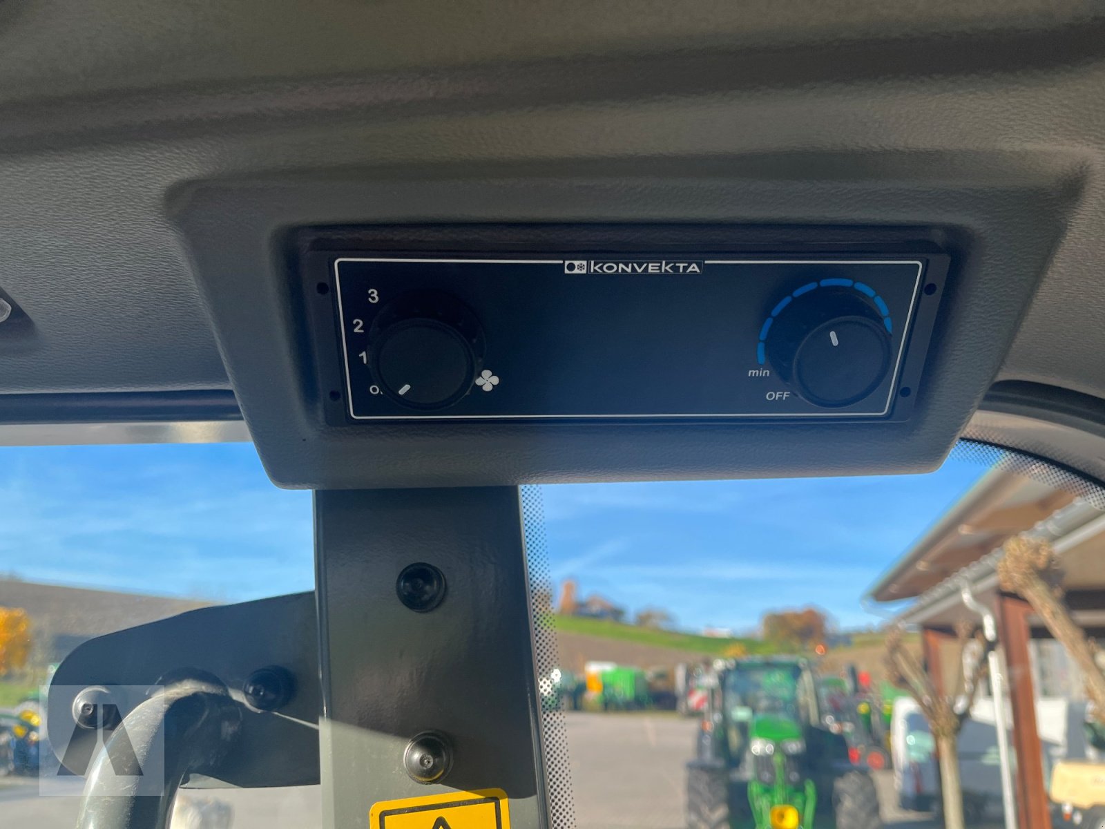 Teleskoplader of the type Kramer KL 30.8T, Gebrauchtmaschine in Eggenfelden (Picture 17)