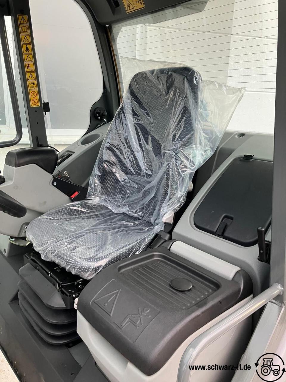 Teleskoplader des Typs Kramer KL 35.8T, Neumaschine in Aspach (Bild 10)