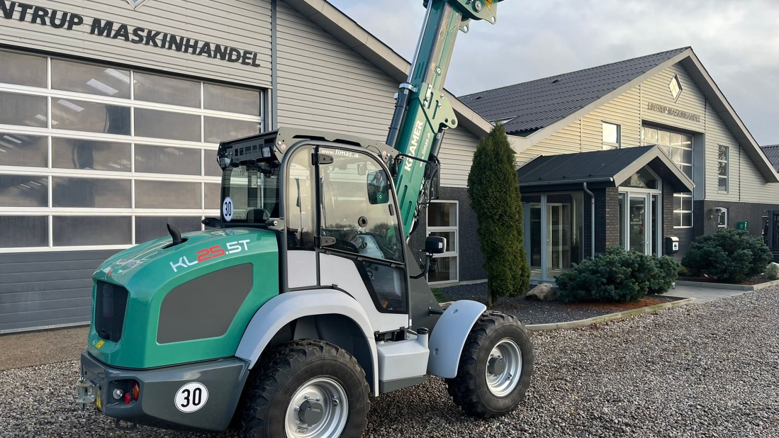 Teleskoplader of the type Kramer KL25.5T TILBUD med teleskoparm, så den har stor rækkevidde og fleksibilitet, Gebrauchtmaschine in Lintrup (Picture 19)