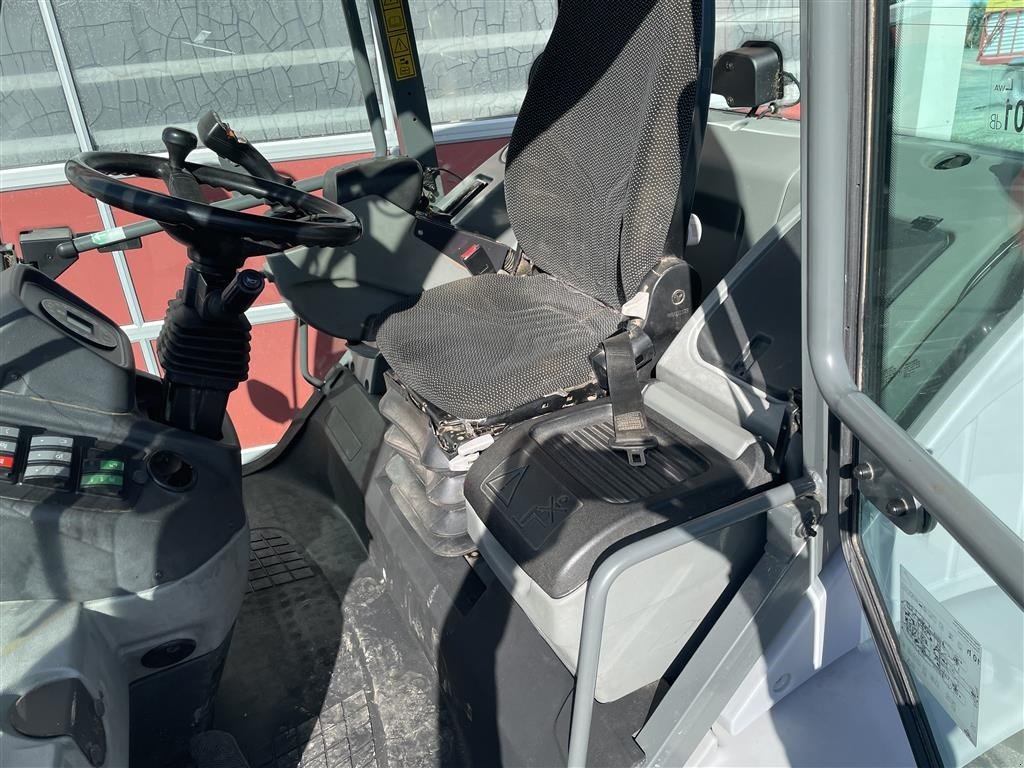 Teleskoplader typu Kramer KL30.8T med skovl , pallegafler, overfaldsgreb, Gebrauchtmaschine v Hobro (Obrázek 4)