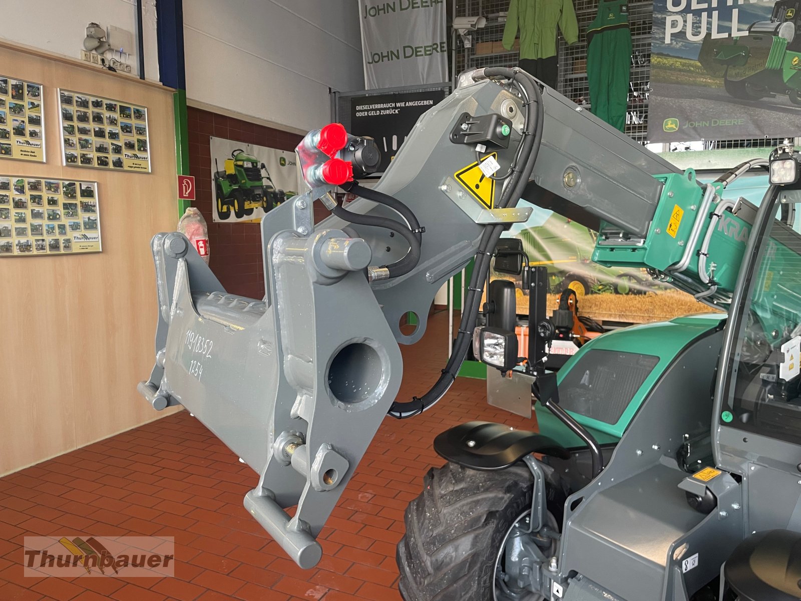 Teleskoplader des Typs Kramer KT 144, Neumaschine in Cham (Bild 10)