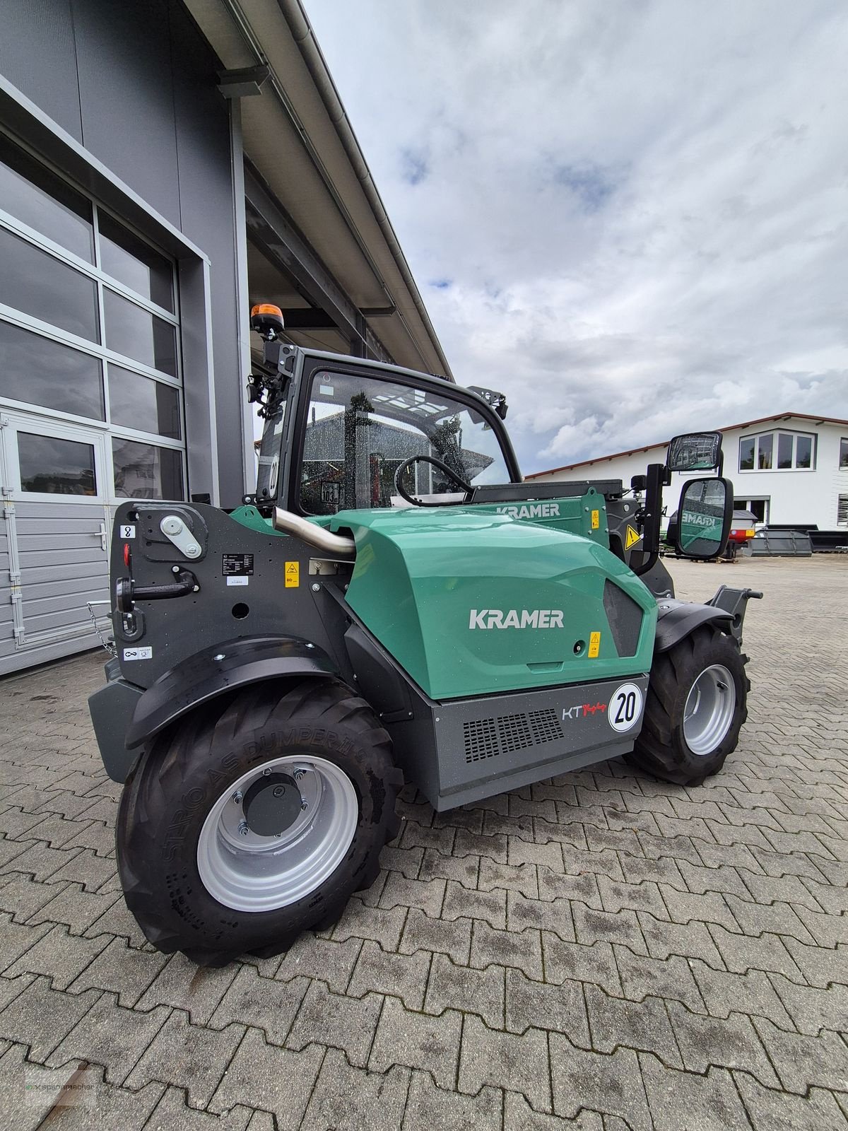 Teleskoplader des Typs Kramer KT 144, Neumaschine in Auerbach (Bild 2)