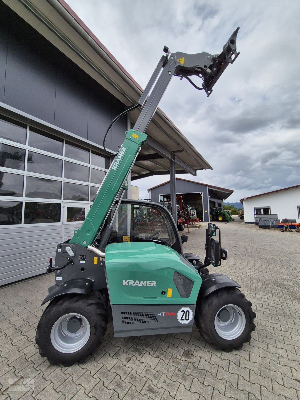 Teleskoplader des Typs Kramer KT 144, Neumaschine in Auerbach (Bild 13)