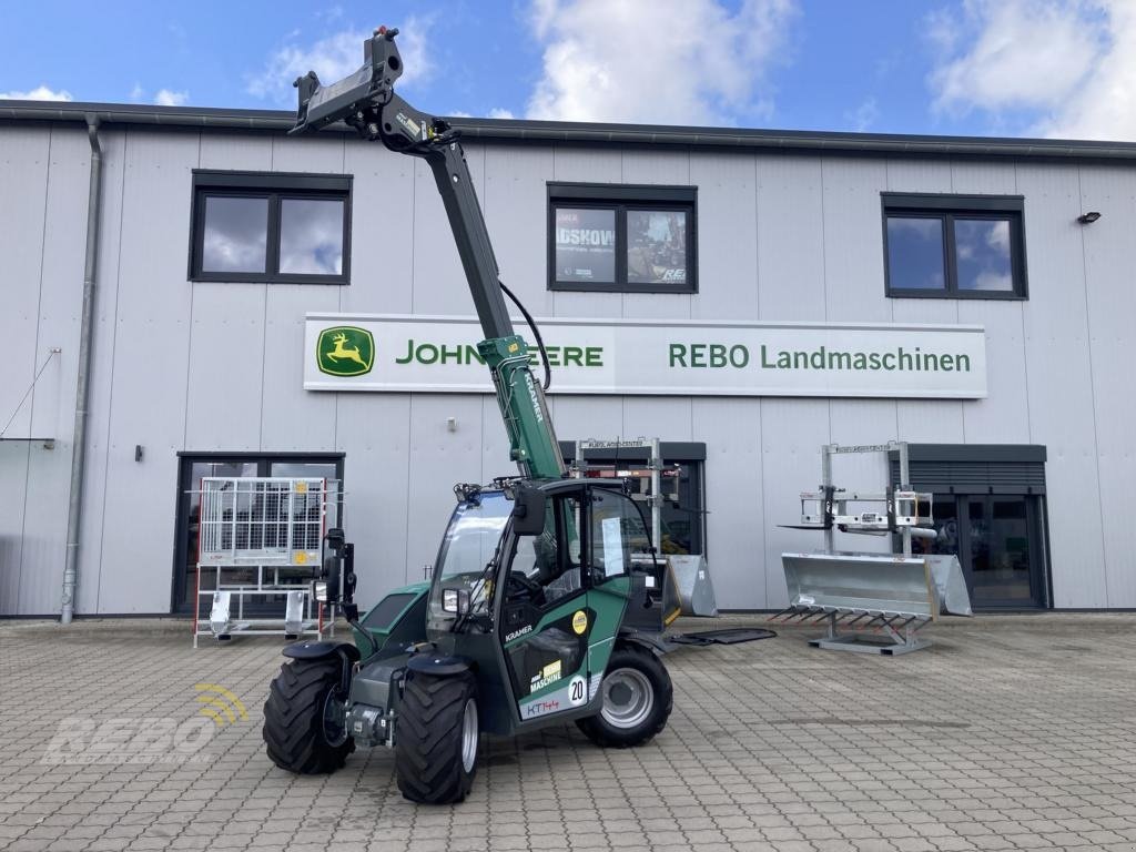 Teleskoplader of the type Kramer KT 144, Neumaschine in Dätgen (Picture 16)