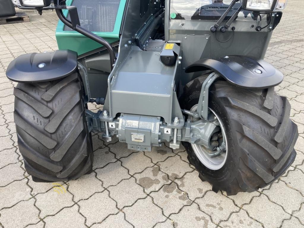 Teleskoplader of the type Kramer KT 144, Neumaschine in Dätgen (Picture 19)