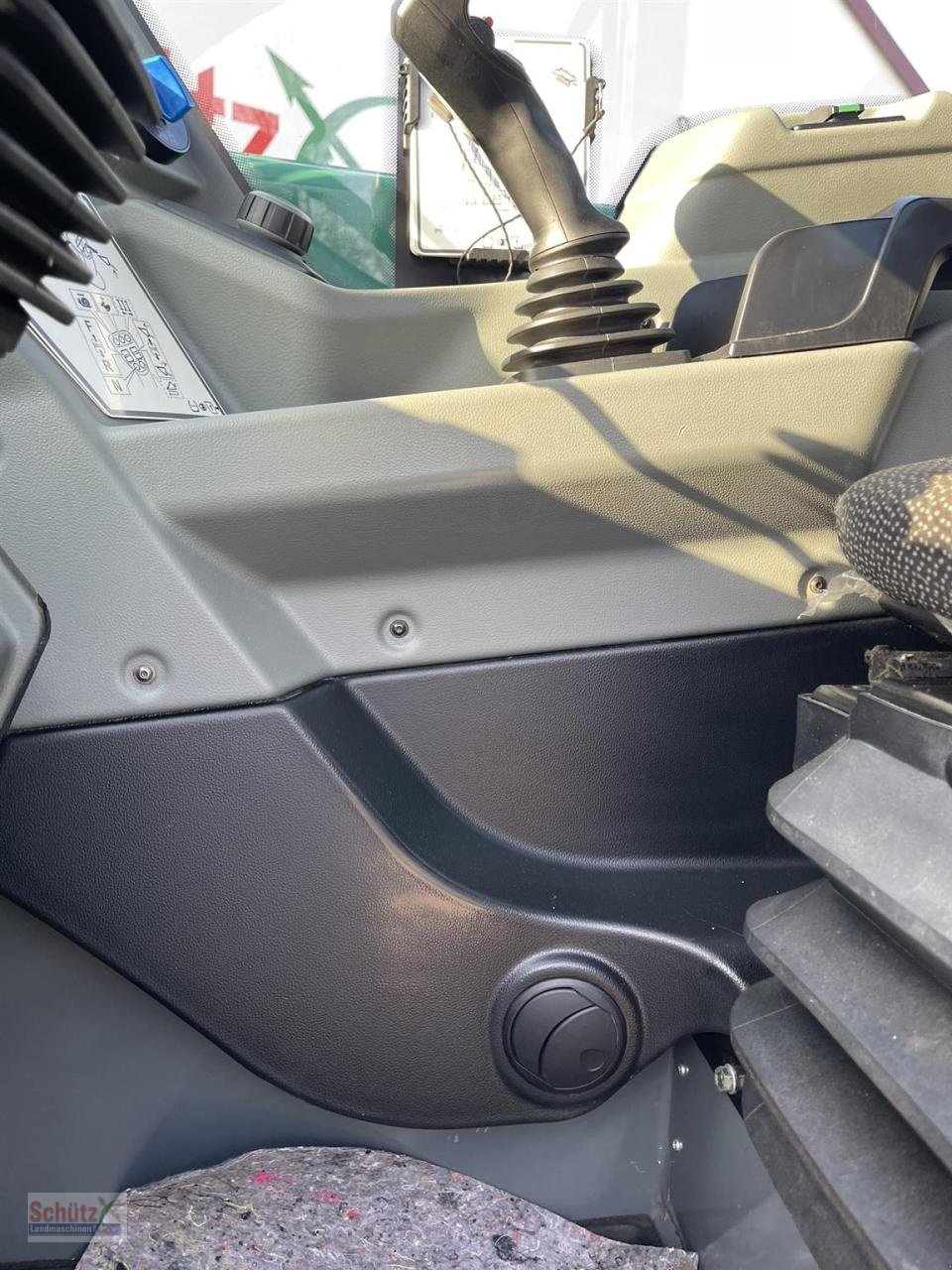 Teleskoplader des Typs Kramer KT 407, 40km/h, Bj.2020, 4to. 7m Teleskoplader Top, Gebrauchtmaschine in Schierling (Bild 19)