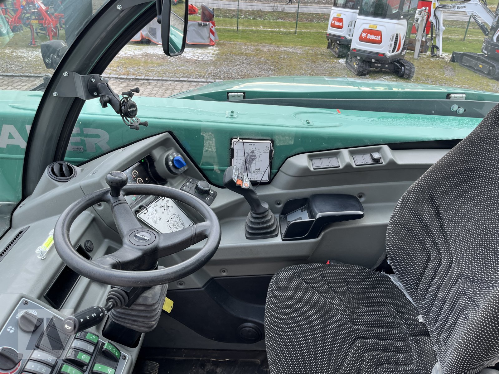 Teleskoplader of the type Kramer KT 407, Gebrauchtmaschine in Eggenfelden (Picture 14)