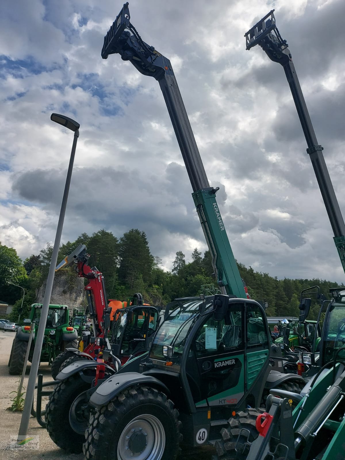 Teleskoplader des Typs Kramer KT 407, Neumaschine in Pegnitz-Bronn (Bild 1)