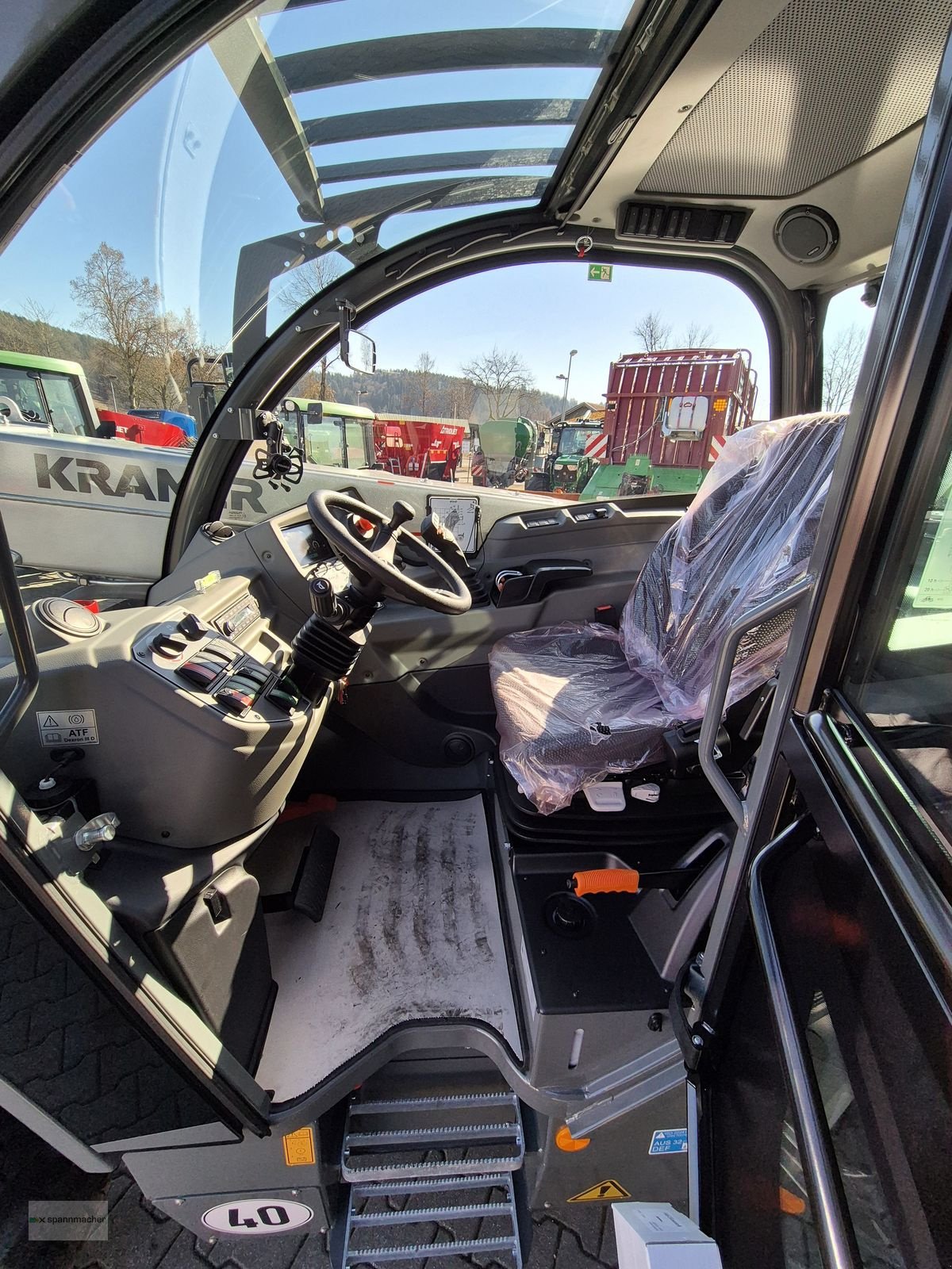 Teleskoplader Türe ait Kramer KT 407, Neumaschine içinde Auerbach (resim 9)