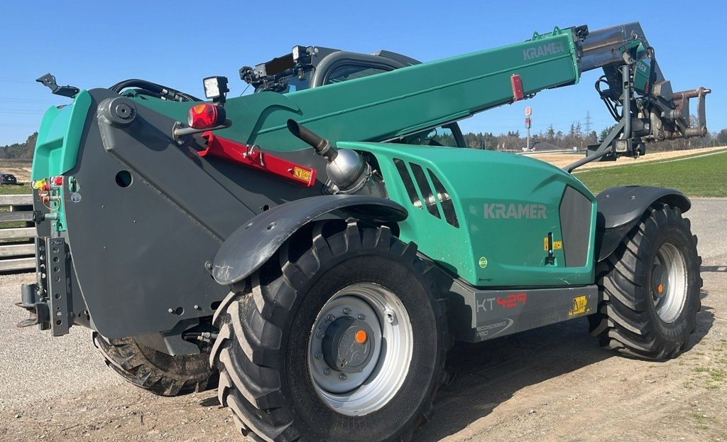 Teleskoplader van het type Kramer KT 429, Gebrauchtmaschine in Lengnau (Foto 2)