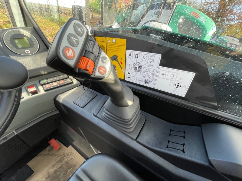 Teleskoplader of the type Kramer KT144, Neumaschine in Marxen (Picture 9)