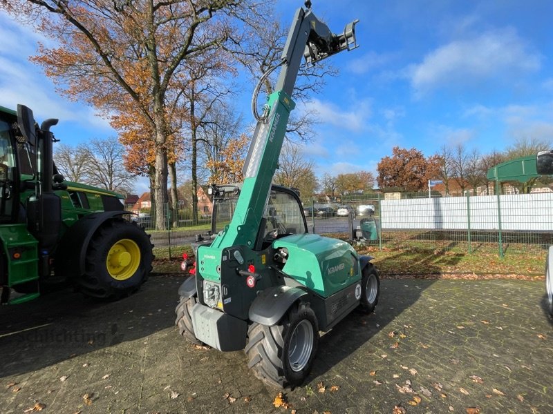 Teleskoplader des Typs Kramer KT144, Neumaschine in Marxen (Bild 5)