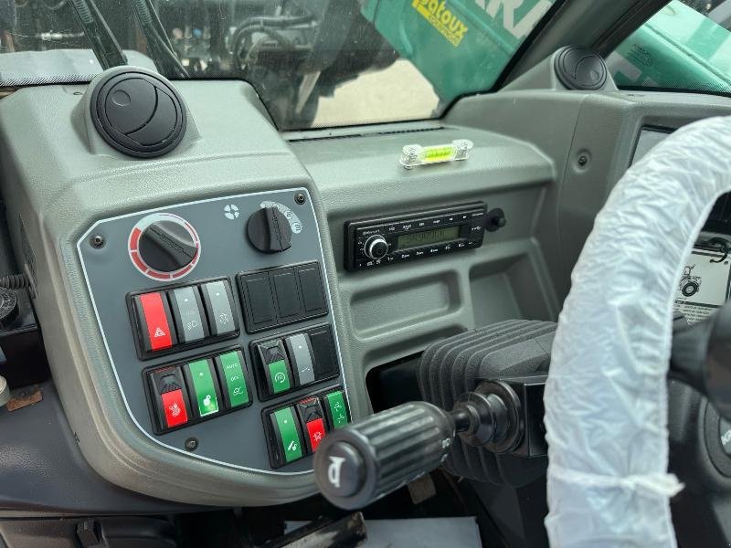 Teleskoplader des Typs Kramer KT407, Gebrauchtmaschine in Richebourg (Bild 9)