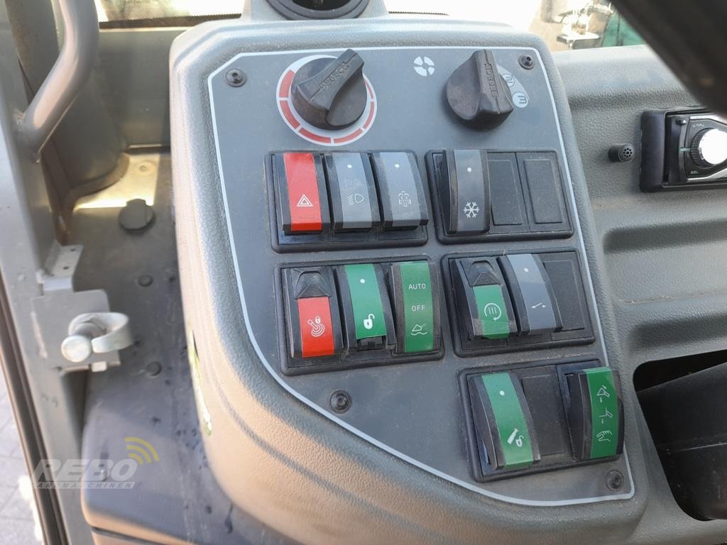 Teleskoplader of the type Kramer KT447, Neumaschine in Schwaförden (Picture 16)