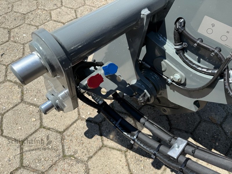 Teleskoplader des Typs Kramer KT559, Neumaschine in Marxen (Bild 12)