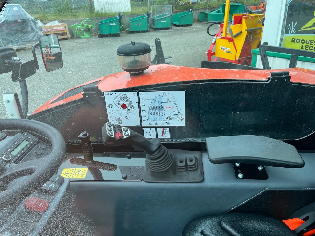 Teleskoplader typu Kubota KTH 4815, Gebrauchtmaschine v VERNOUX EN VIVARAIS (Obrázek 3)