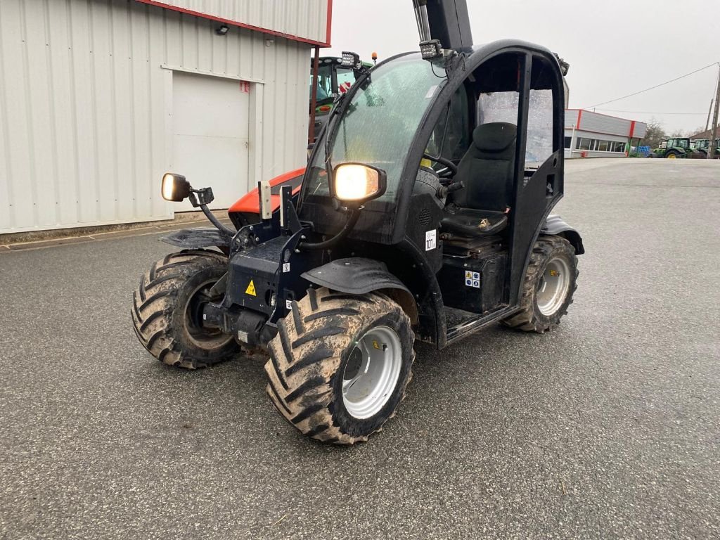 Teleskoplader des Typs Kubota KTH4815, Gebrauchtmaschine in GUERET (Bild 8)