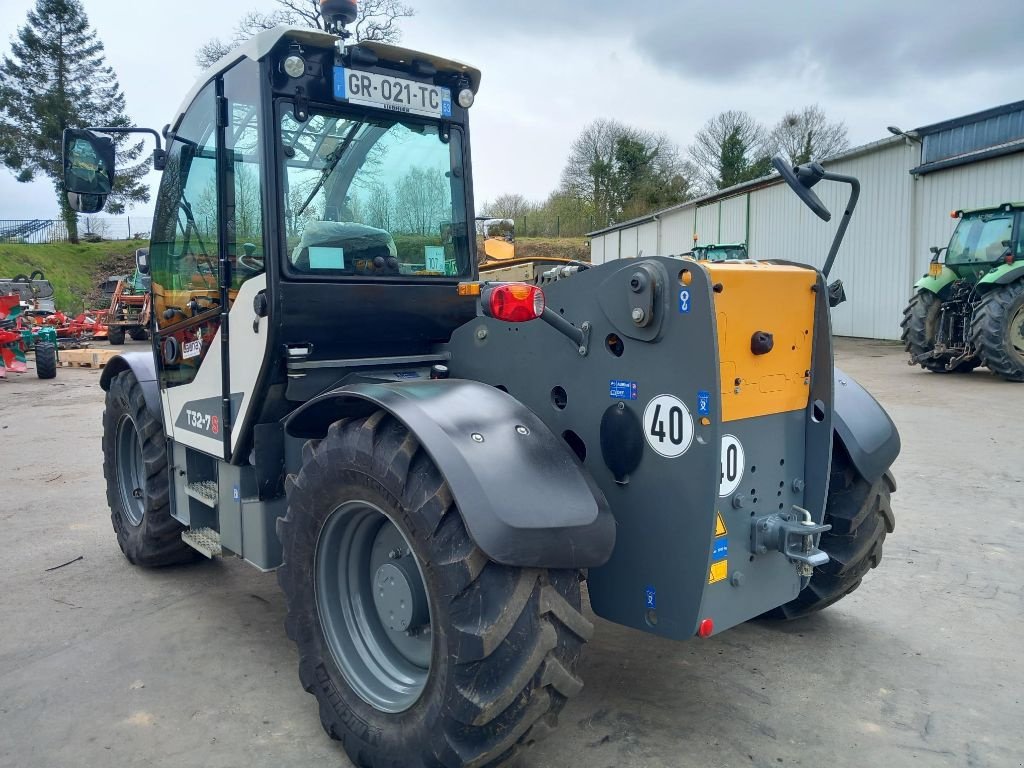 Teleskoplader del tipo Liebherr T 32-7 S, Gebrauchtmaschine In BRECE (Immagine 5)