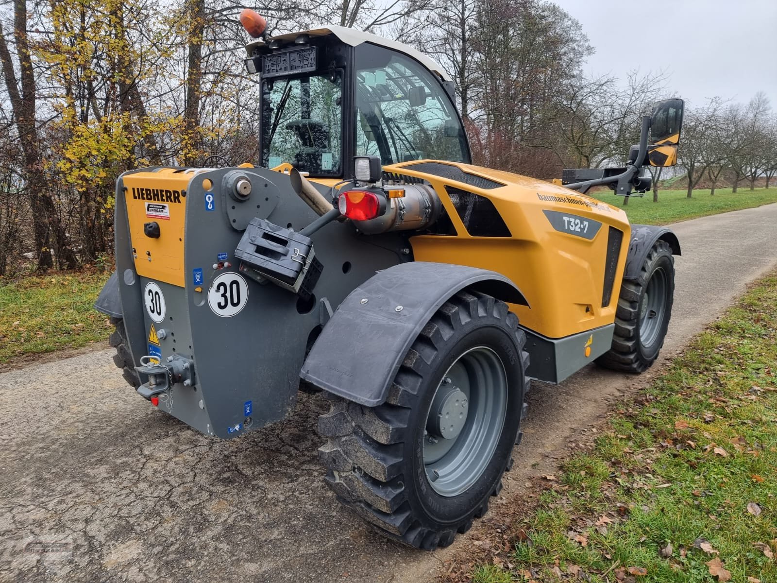 Teleskoplader a típus Liebherr T 32-7, Gebrauchtmaschine ekkor: Deutsch - Goritz (Kép 9)