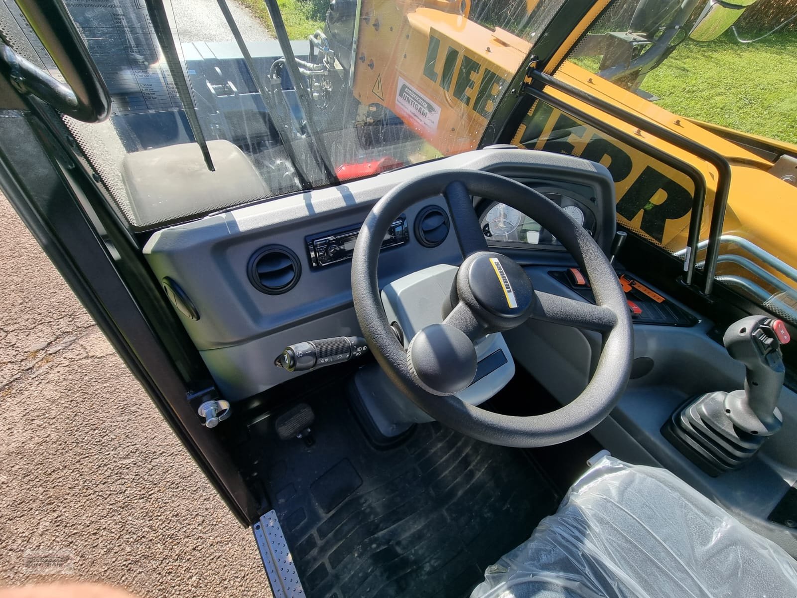 Teleskoplader типа Liebherr T 32-7, Gebrauchtmaschine в Deutsch - Goritz (Фотография 19)