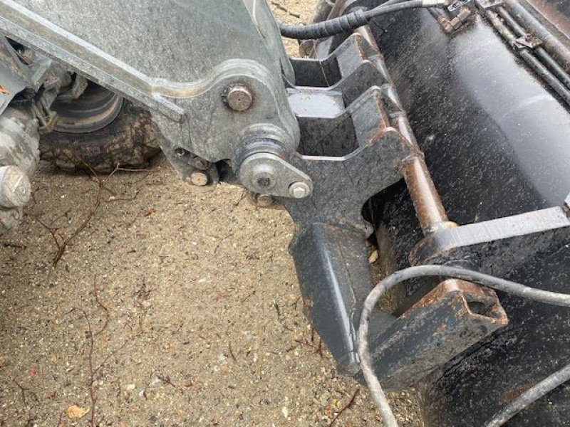 Teleskoplader typu Liebherr T36-7S, Gebrauchtmaschine v les hayons (Obrázek 10)