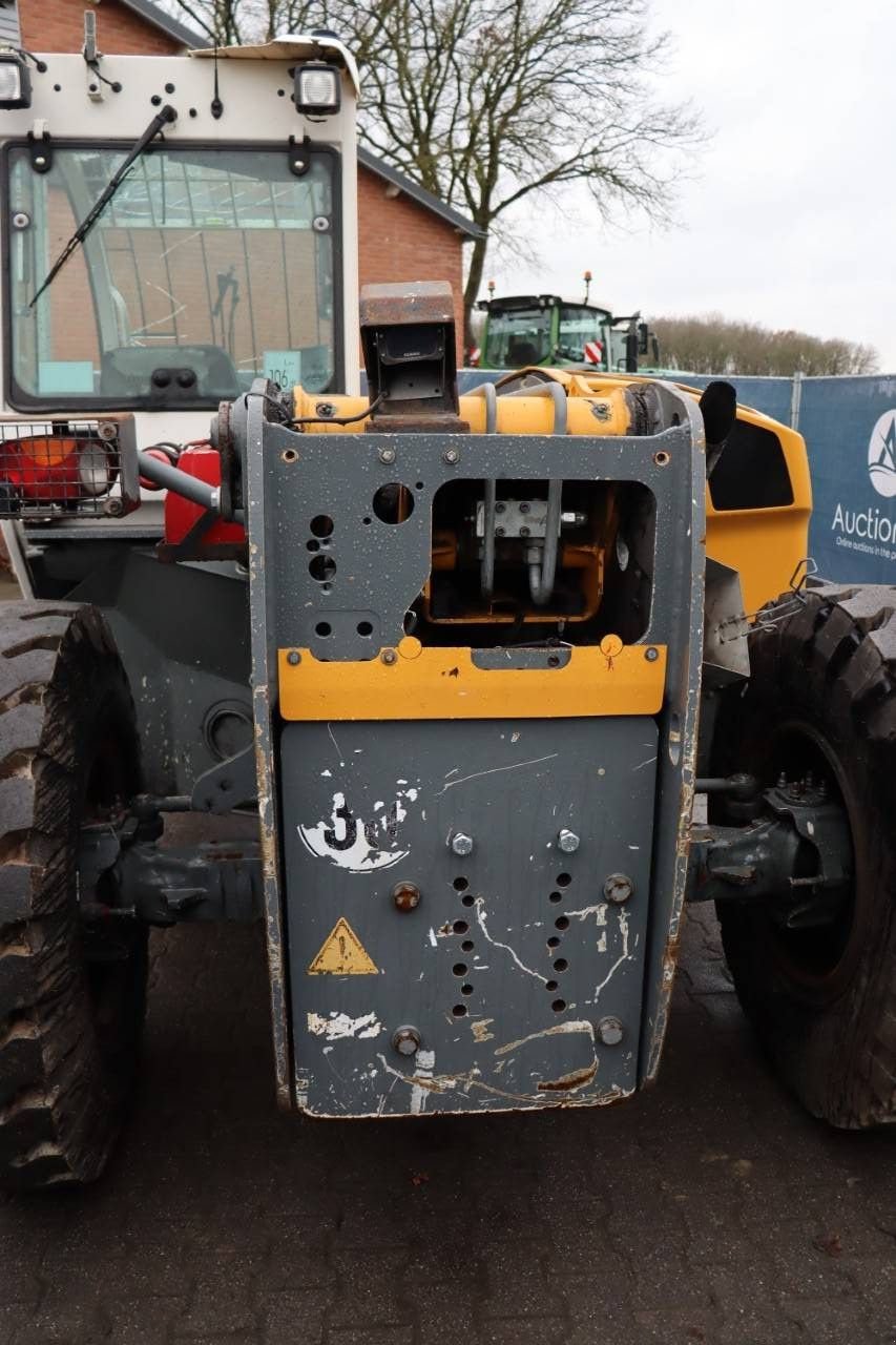 Teleskoplader tip Liebherr T41-7 4F, Gebrauchtmaschine in Antwerpen (Poză 5)