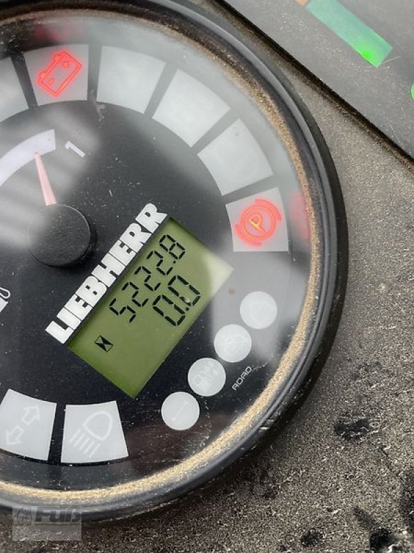 Teleskoplader des Typs Liebherr TL 432-7, Gebrauchtmaschine in Pfeffenhausen (Bild 8)