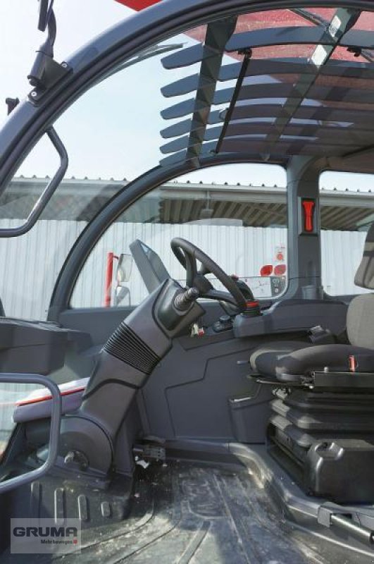 Teleskoplader of the type Magni RTH 6.26, Gebrauchtmaschine in Friedberg-Derching (Picture 3)