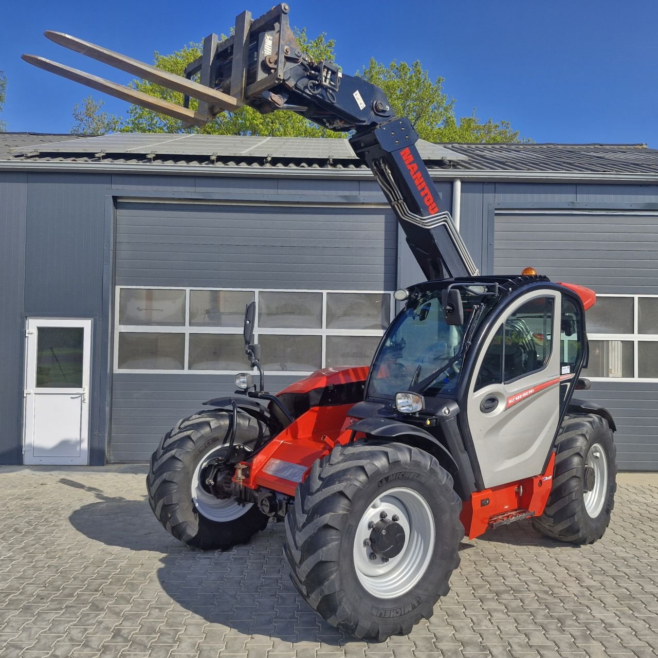 Teleskoplader Türe ait Manitou -, Gebrauchtmaschine içinde Daarle (resim 1)
