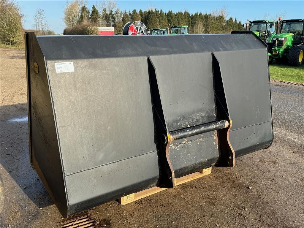 Teleskoplader del tipo Manitou 3,0 M3 volumenskov KIRK, Gebrauchtmaschine In Tønder (Immagine 4)